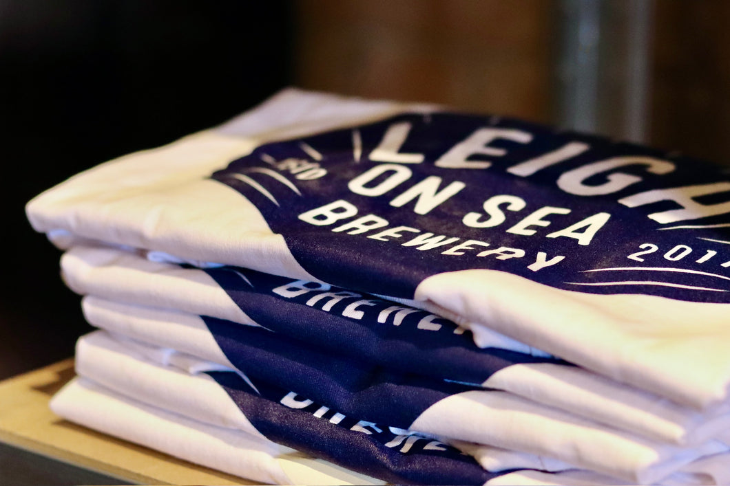 Leigh on Sea Brewery T-shirt - White/Navy