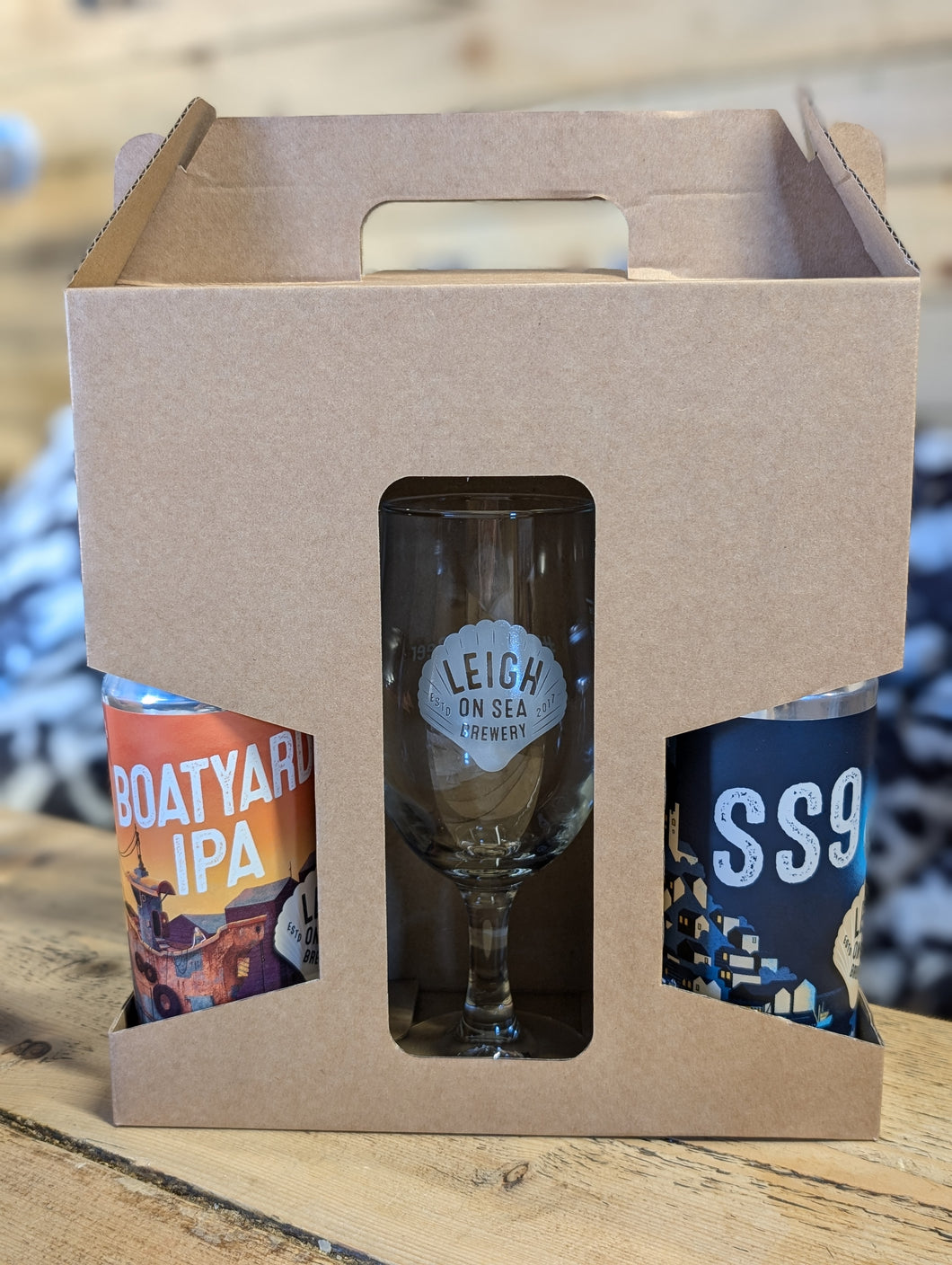 Leigh on Sea Brewery Gift Pack- 2 cans/bottles & stemmed/Willi Becher Glass